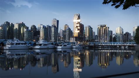 Fifteen Fifteen Vancouver .